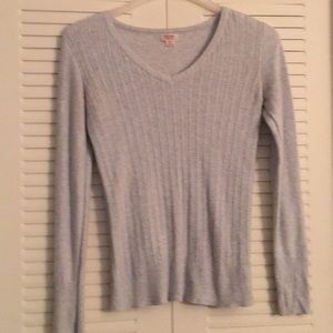 Nice lightweight Gray pullover sweater
